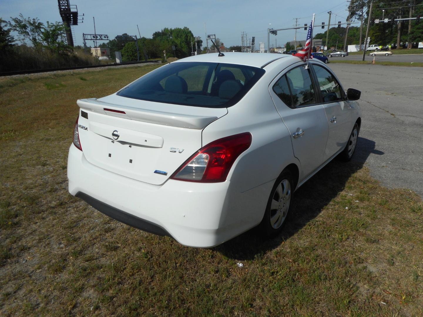 2016 White Nissan Versa (3N1CN7AP9GL) , located at 2553 Airline Blvd, Portsmouth, VA, 23701, (757) 488-8331, 36.813889, -76.357597 - ***VEHICLE TERMS*** Down Payment: $999 Weekly Payment: $100 APR: 23.9% Repayment Terms: 42 Months *** CALL ELIZABETH SMITH - DIRECTOR OF MARKETING @ 757-488-8331 TO SCHEDULE YOUR APPOINTMENT TODAY AND GET PRE-APPROVED RIGHT OVER THE PHONE*** - Photo#5